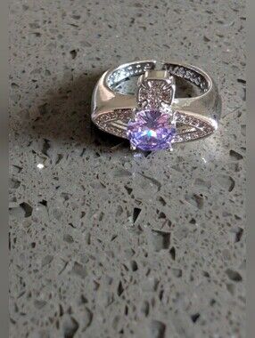 Inspired Designer Silver Ring with Lavender Purple Center Stone Nwot